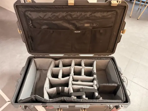 [出租]Pelican 1615 大型設備箱